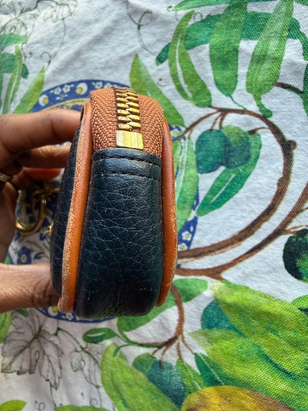Dooney & Bourke Black Pebbled Leather Key & Card Holder with Brown Trim - Picture 2 of 10